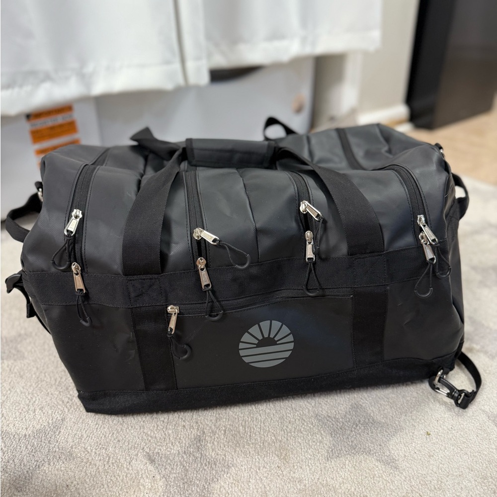 Tobiq Washable Travel Duffel - 60L in Black